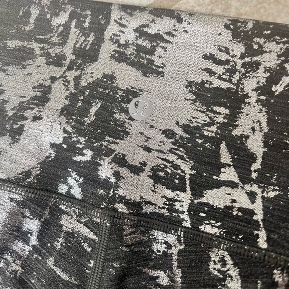 Lululemon Wunder Under HR Tight - Picture 5 of 7